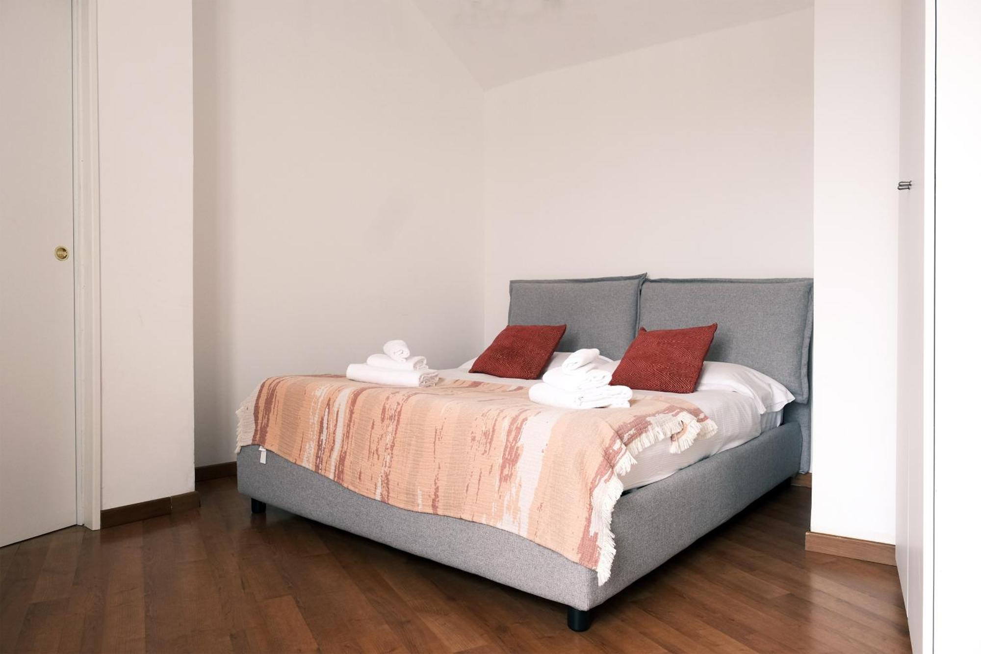 Comecasa 2 Bedrooms Apartment 450Mt From Duomo Milánó Kültér fotó